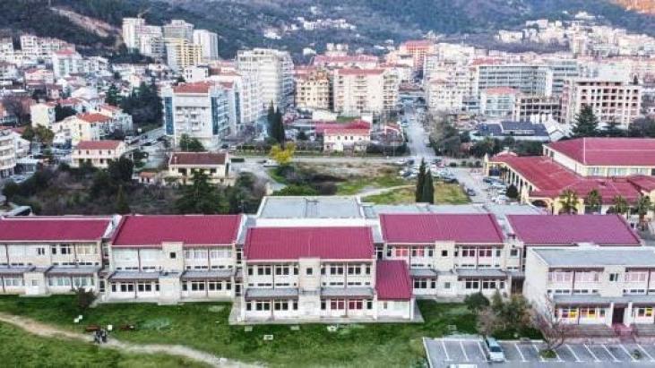 Srednja škola u Budvi među objektima za rekonstrukciju u novom međunarodnom tenderu | Radio Televizija Budva