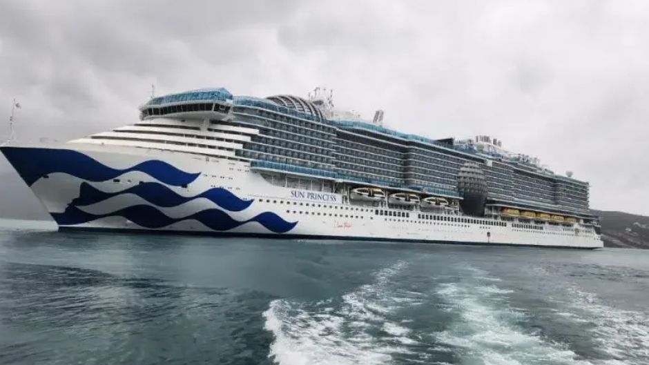 Bar: Megakruzerom  „Sun Princess“ doputovalo 4.200 putnika | Radio Televizija Budva