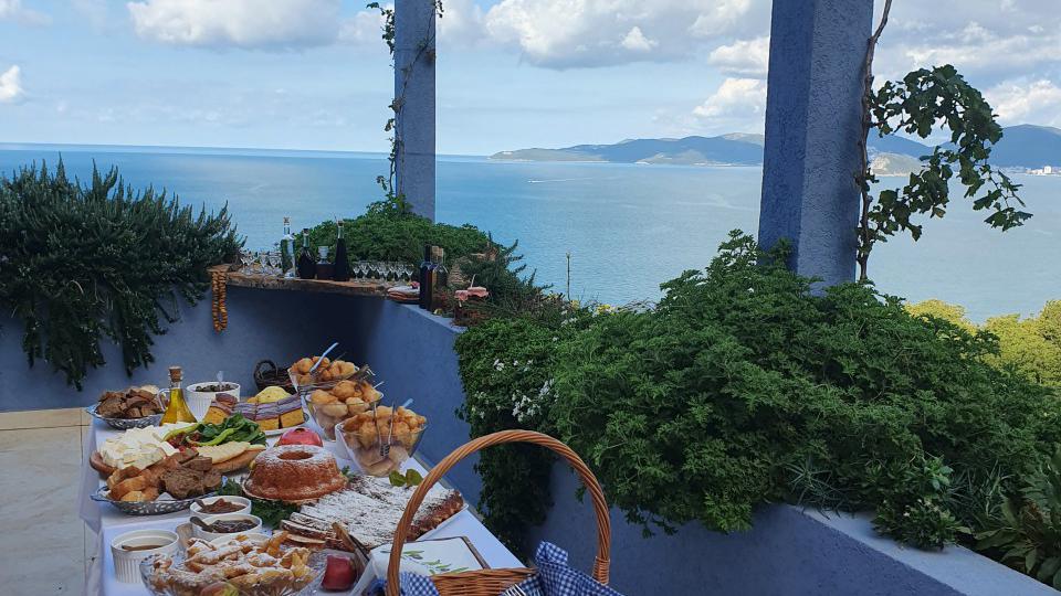 Svjetski dan turizma obilježen obilaskom budvanskog zaleđa | Radio Televizija Budva