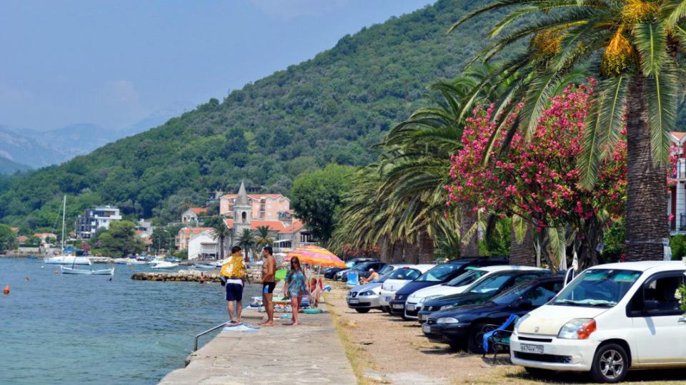 Beživotno žensko tijelo pronađeno na plaži u Donjoj Lastvi | Radio Televizija Budva