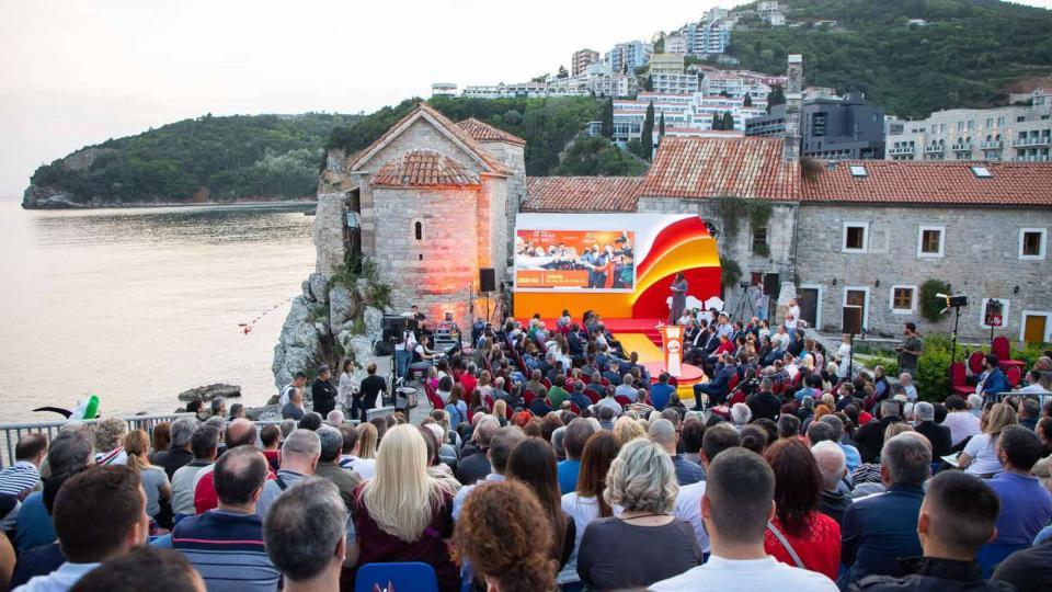 Čelebić: Treba da budemo vjetar u leđa mladim ljudima | Radio Televizija Budva