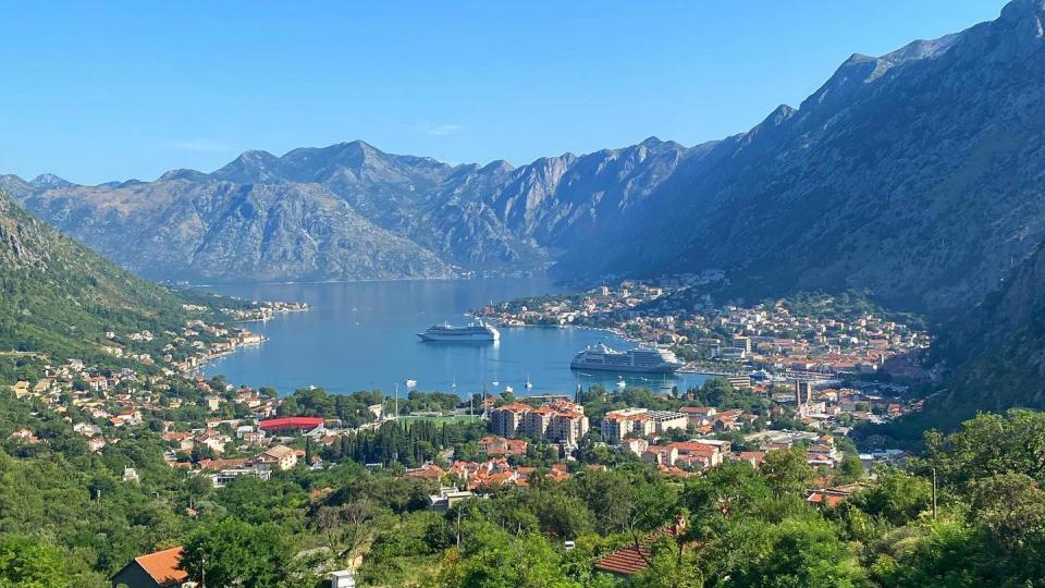 Kotor: Uplovila četiri broda sa 5,54 hiljade putnika | Radio Televizija Budva