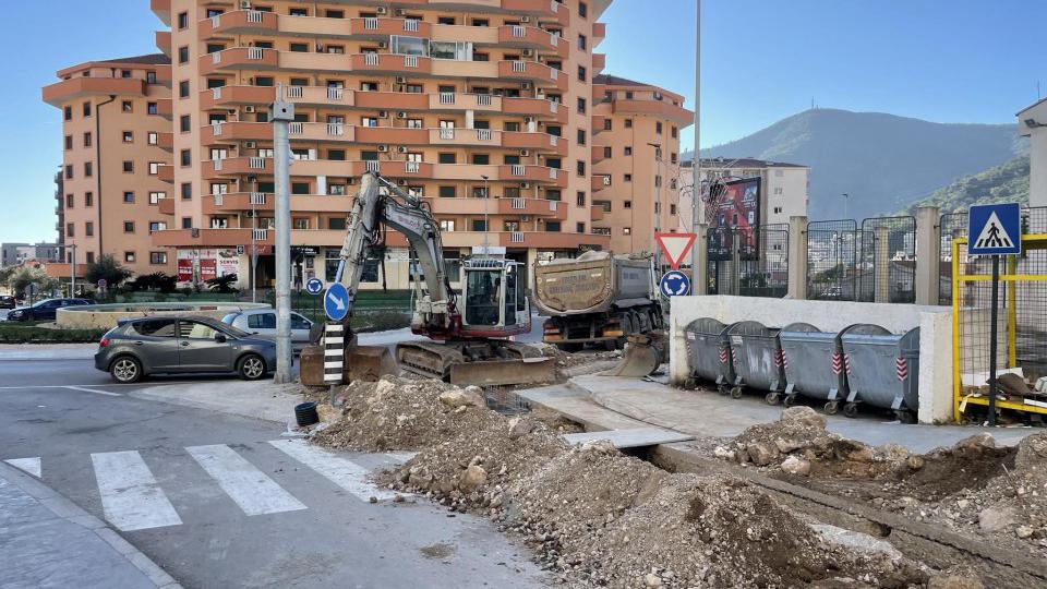 (SA TERENA) Boljačin do neprohodan za vozače ali funkcionisanje otežano i pješacima, datum završetka radova nepoznat | Radio Televizija Budva