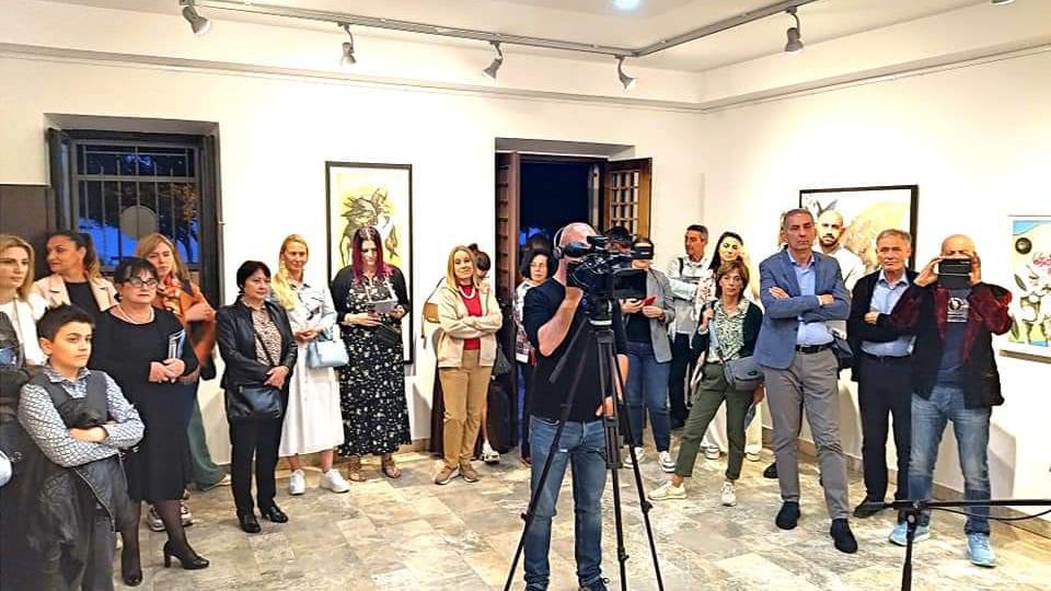 Otvorena izložbe slika Dijane Lazović- „Uvijek sa prirodom (dodiri slobode)“ | Radio Televizija Budva