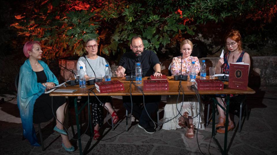 Kritičko izdanje “Budvanskih anala” don Krsta Ivanovića značajan poduhvat Narodne biblioteke Budve i saradnika | Radio Televizija Budva