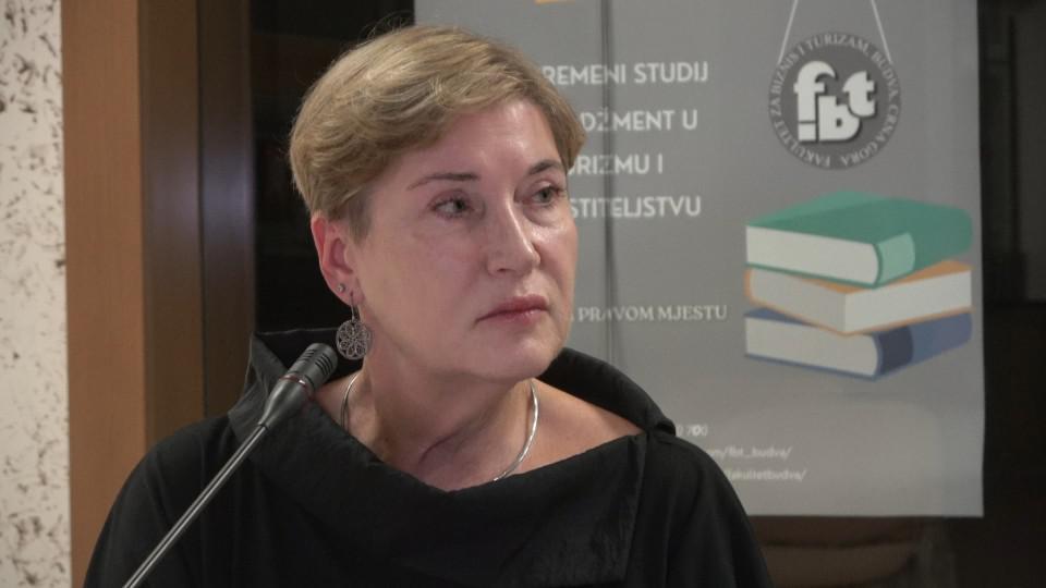 Promovisana knjiga priča “Ako bi to bilo moguće” | Radio Televizija Budva