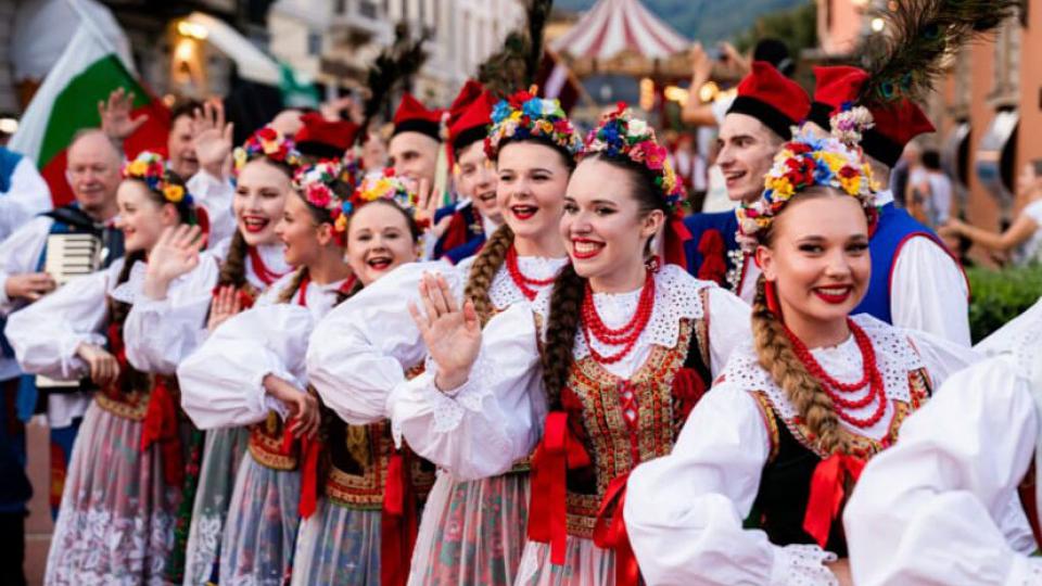 Folkloraši Kanjoša i Stare Budve večeras nastupaju u Italiji | Radio Televizija Budva