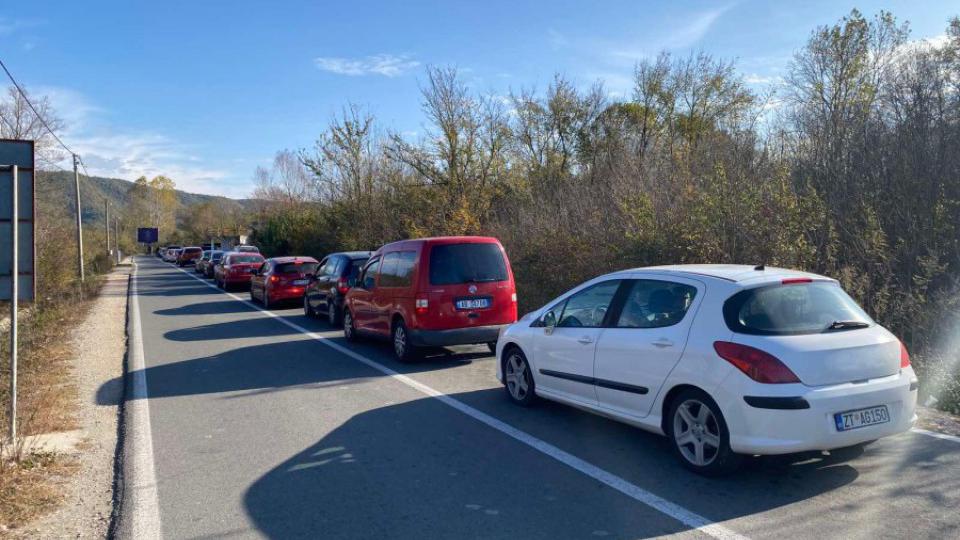 Kolone na graničnim prelazima | Radio Televizija Budva