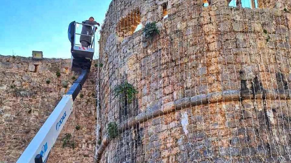 Praznični duh osvaja Budvu: Fokus na Stari grad tokom novogodišnjih praznika | Radio Televizija Budva